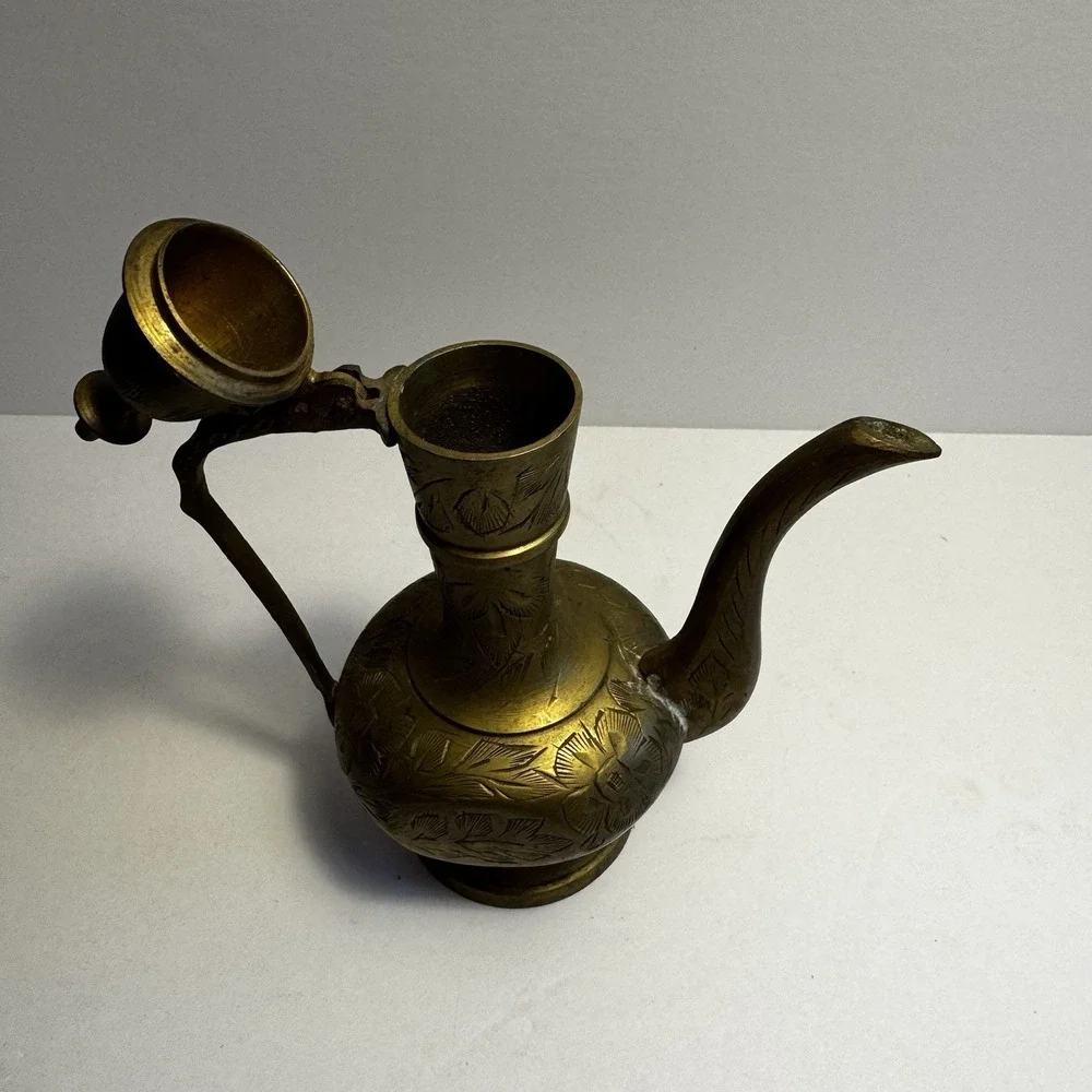 Vintage Mini‎ Brass Genie Oil Pitcher Etched Lid Decanter 6